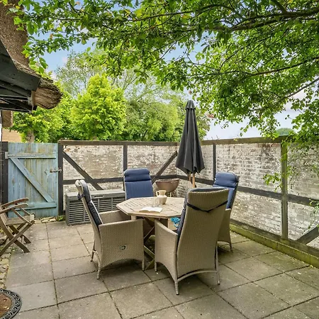 Holiday home 3 Bedroom Stunning In Rudkobing Illebolle